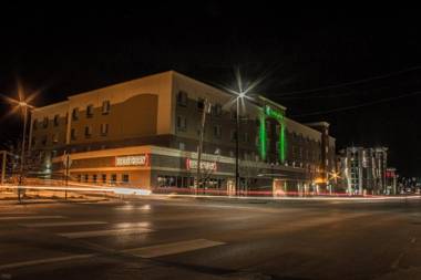 Holiday Inn Omaha Downtown - Airport an IHG Hotel