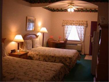 Townhouse Inn & Suites Omaha