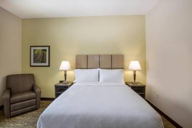 Candlewood Suites - Omaha Millard Area an IHG Hotel
