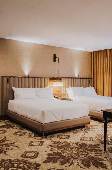 The Peregrine Omaha Downtown Curio Collection By Hilton