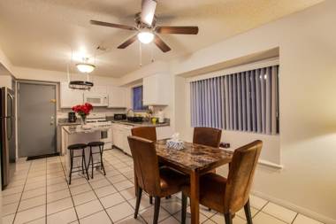 fabulous city view home pool & mall