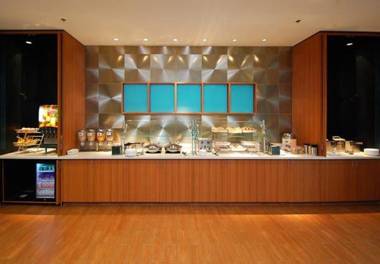 SpringHill Suites by Marriott Las Vegas North Speedway