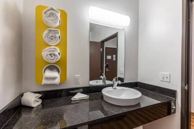 Motel 6-Las Vegas NV - Motor Speedway