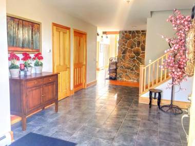 PO Private home across from Cannon Stunning patio with fire pit gorgeous fireplace