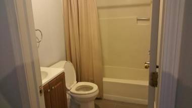 12 Ashworth Ave suites