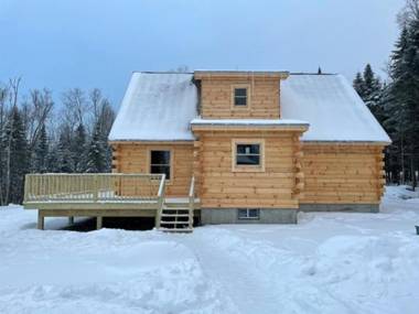 Back Lake Lodges LLC