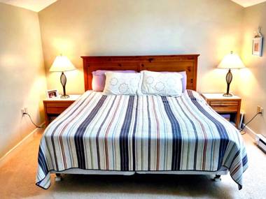 O3 Bretton Woods Cottage on beginner ski trail Perfect location for all seasons