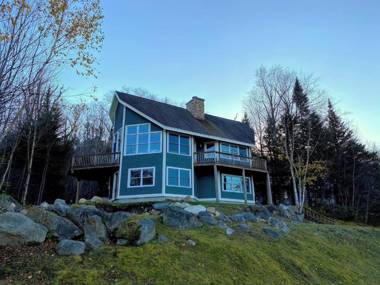 E7 Sunny Bretton Woods private home next to the slopes of Bretton Woods Hot Tub Wifi