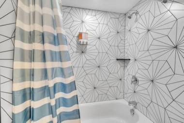 Shops across street! - Parking - Convention Center