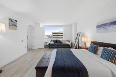 2BR 3BA Condo between Hard Rock and Ocean Casino