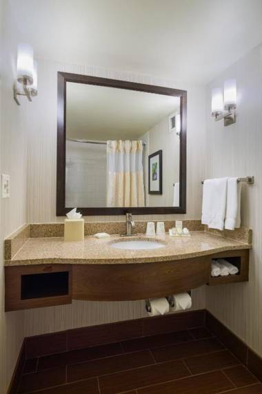 Hilton Garden Inn Edison/Raritan Center