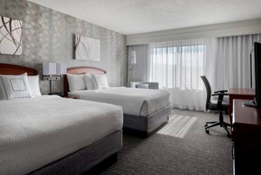 Courtyard by Marriott Lebanon