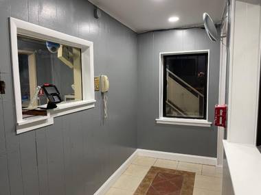 Crown Inn Motel