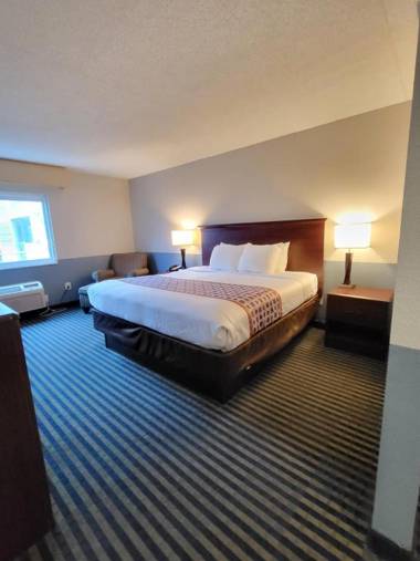 Best Western Burlington Inn