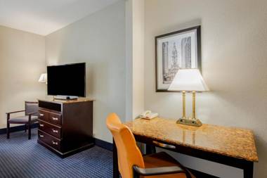 La Quinta by Wyndham Mt. Laurel - Philadelphia