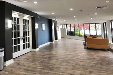 Somerset Lofts Ascend Hotel Collection