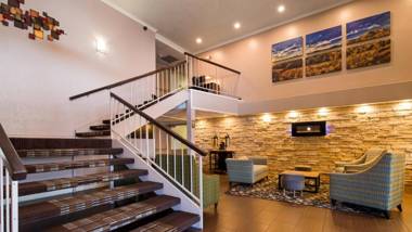 Best Western Airport Albuquerque InnSuites Hotel & Suites
