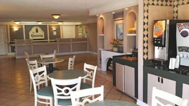 La Quinta Inn by Wyndham Albuquerque Airport