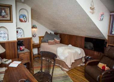 Red Horse Bed and Breakfast