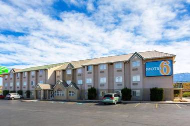 Motel 6-Bernalillo NM