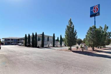 Motel 6-Carlsbad NM