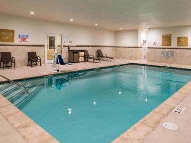 Candlewood Suites Carlsbad South