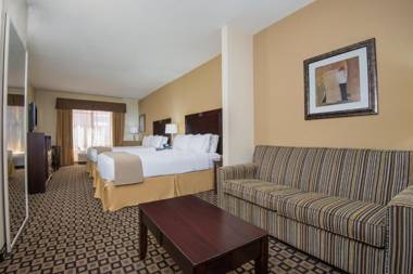 Holiday Inn Express & Suites Clovis an IHG Hotel