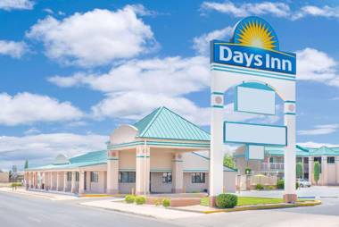 Days Inn by Wyndham Roswell