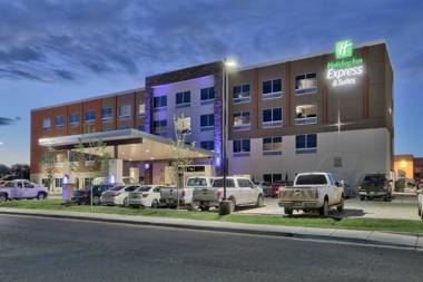 Holiday Inn Express & Suites - Roswell an IHG Hotel