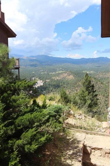 Crown Point Owners Association a VRI resort