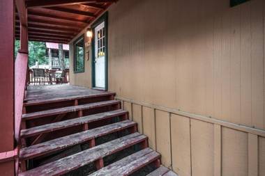 Bear Country - Upper Canyon Hot Tub cabin with fire table