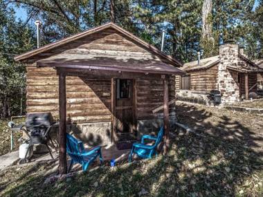 Apache Village 10 King Studio Midtown Sleeps 2