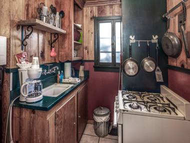 Apache Village 6 King Studio with Sleeper Sofa Sleeps 3