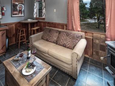 Windchaser 1 Bedroom Wood Burning Stove Midtown Sleeps 3