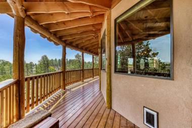 White Mountain Retreat by VTrips