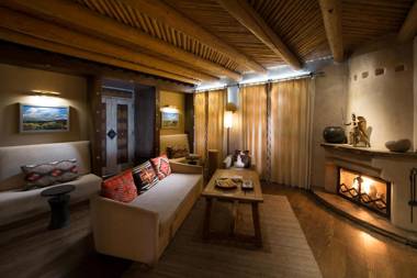 Rosewood Inn of the Anasazi