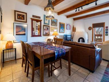 Cielo Grande 303 2 Bedrooms HDTV Pet Friendly Sleeps 6