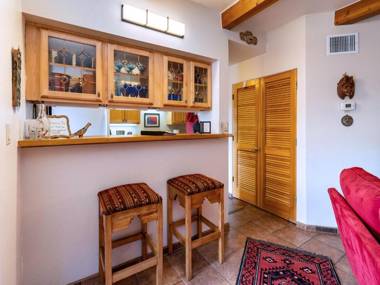 Cielo Grande B101 2 Bedrooms Pet Friendly Sleeps 4