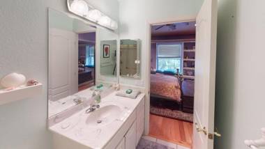 Exquisite Mountain Mansion Entire Home