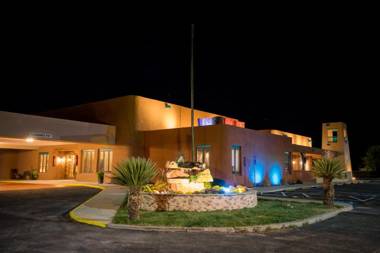 Hotel Don Fernando De Taos Tapestry Collection By Hilton