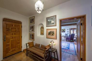 Inn on La Loma Plaza