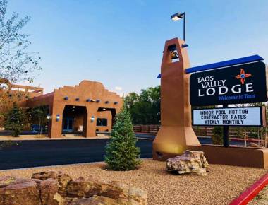 Taos Valley Lodge