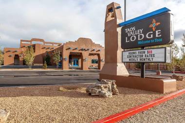 Taos Valley Lodge