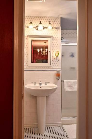 Hilltop House Bed & Breakfast