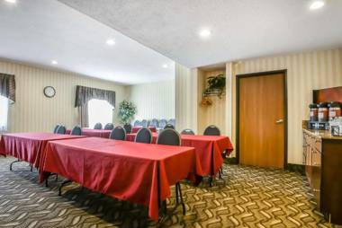 FairBridge Inn & Suites Batavia-Darien Amusement Park