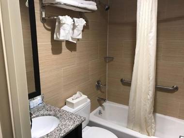 Days Inn by Wyndham Brooklyn Borough Park