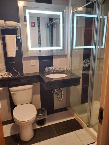 Umbrella Hotel Brooklyn