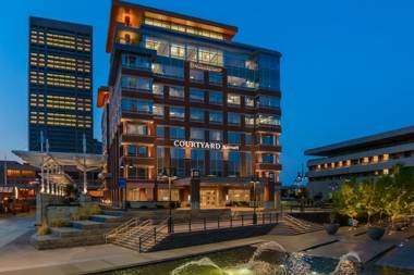 Courtyard by Marriott Buffalo Downtown/Canalside