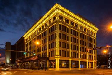 Curtiss Hotel Ascend Hotel Collection