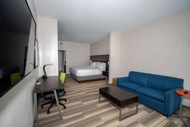 Holiday Inn Express & Suites Tonawanda - Buffalo Area an IHG Hotel